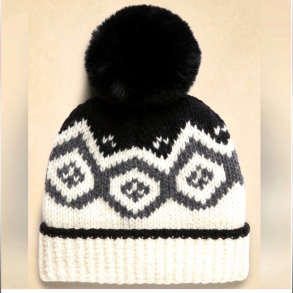 Banana Republic Aislin Fair
Isle Beanie